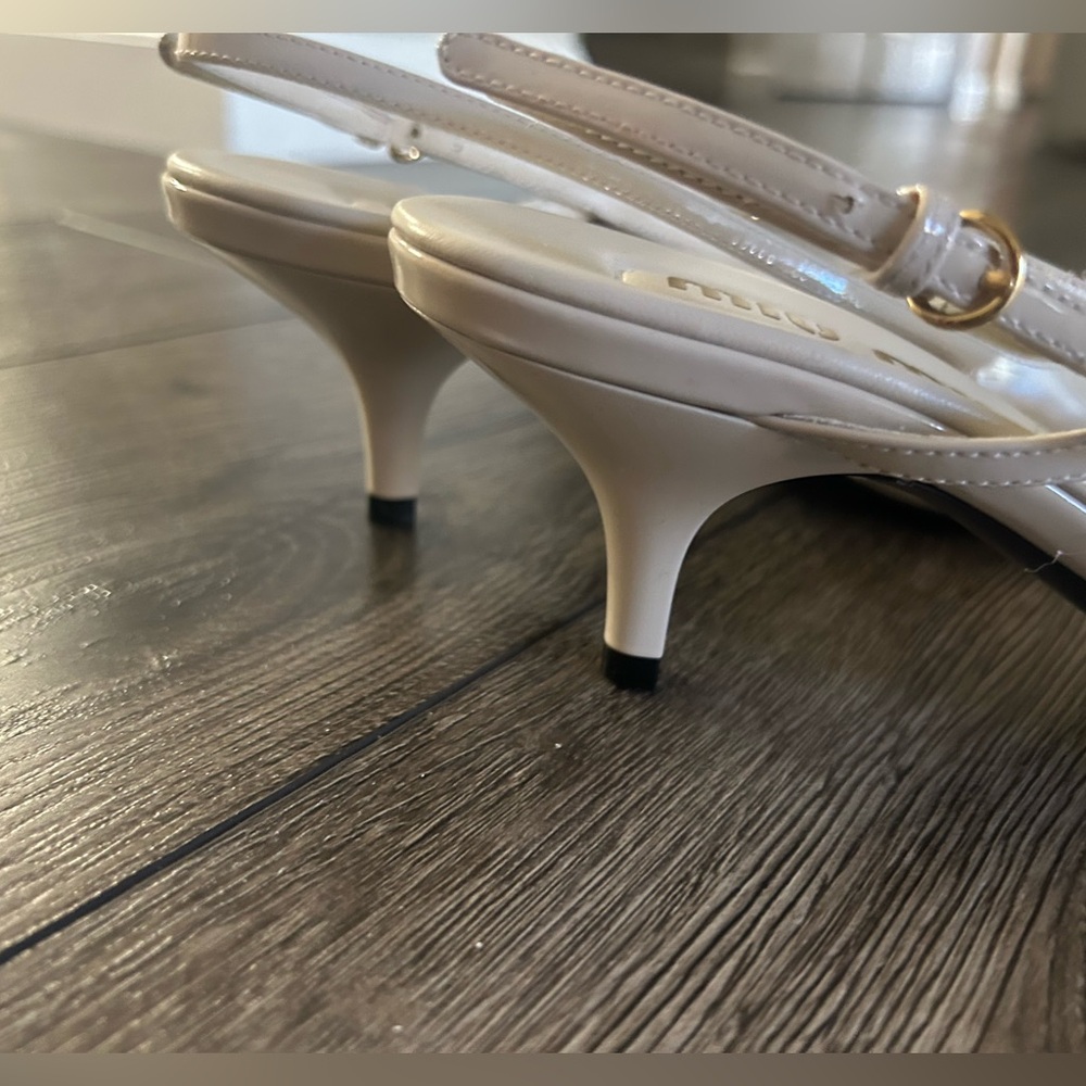 Miu Miu kitten heel slingback pumps - Picture 9 of 10